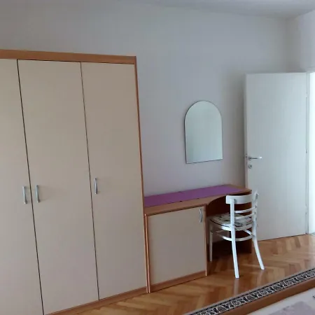 Apartment Apartmani Mileta Makarska