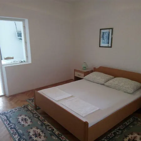Apartmani Mileta *