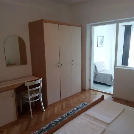 Apartmani Mileta * Makarska